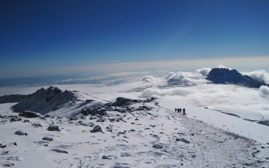 Kilimanjaro 6 Days Machame Route Luxury Trekking